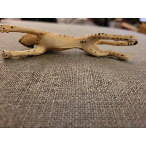 CHEETAH Animal Figurine Safari Ltd. Toy Wild Safari Collection - Picture 7 of 9